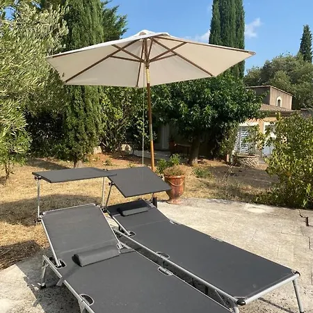 Independante Avec Terrasse Privee Et Piscine 3* Nimes